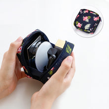 Charger l&#39;image dans la galerie, *Sac de Rangement - Cosmétique - Serviette Hygiénique