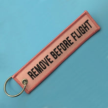 Charger l&#39;image dans la galerie, Porte Clé  Remove Before Flight Tags
